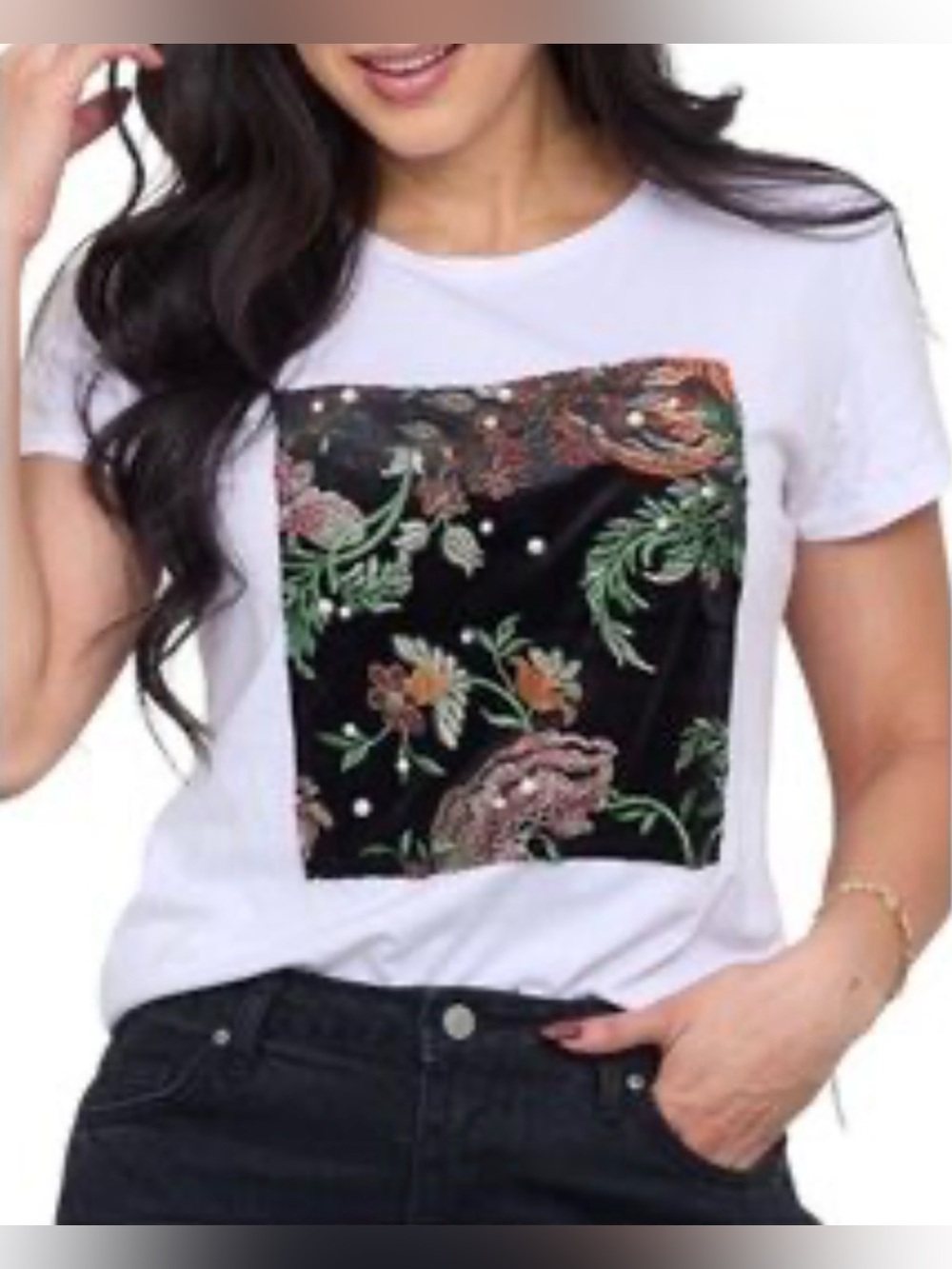 🛍️NWT Zara XL White Tee with Black Floral Embellished Panel